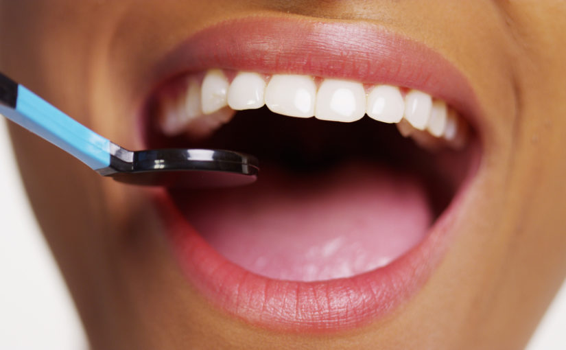 Wszechstronne leczenie dentystyczne – odkryj drogę do zdrowego i pięknego uśmiechów.